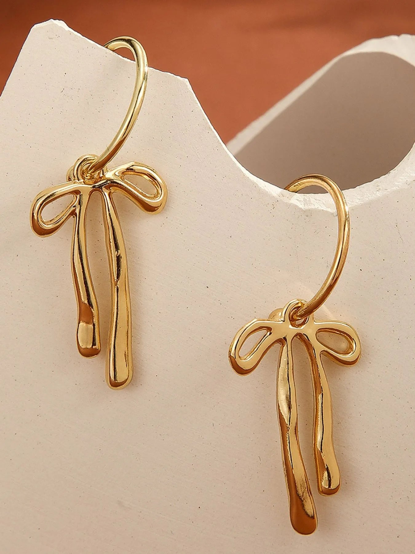 18K Gold-Plated Bow Tie Drop Earrings - Lookzlike