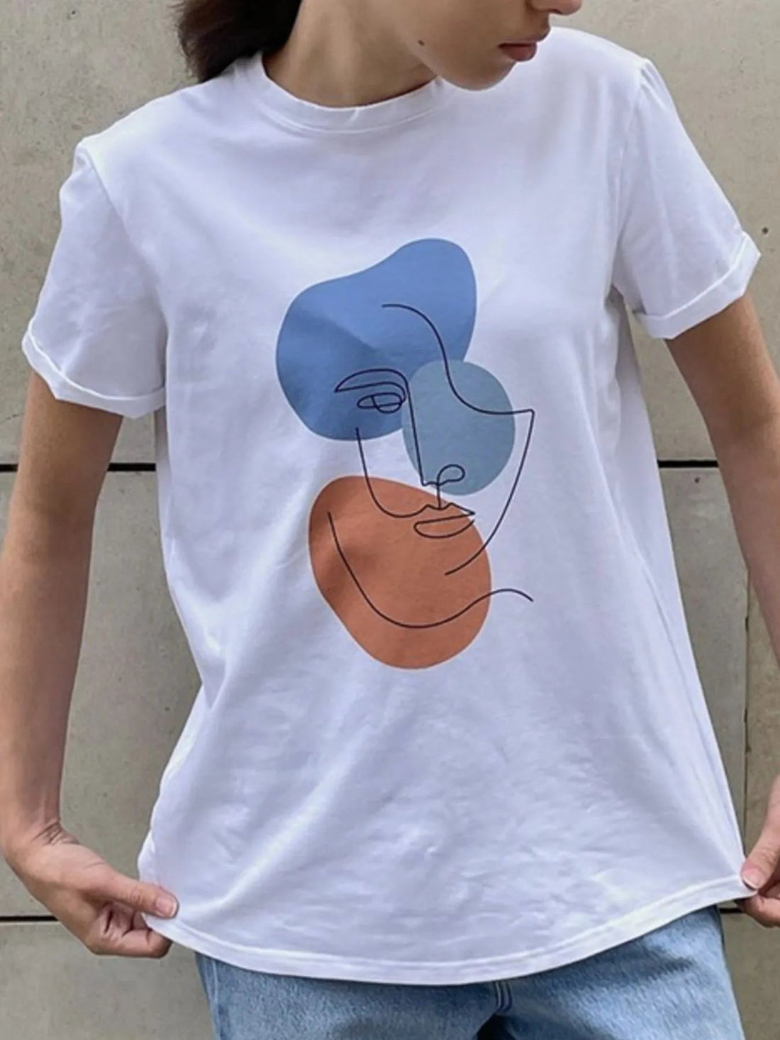 Abstract Face Graphic Casual Round Neck T-Shirt - Lookzlike