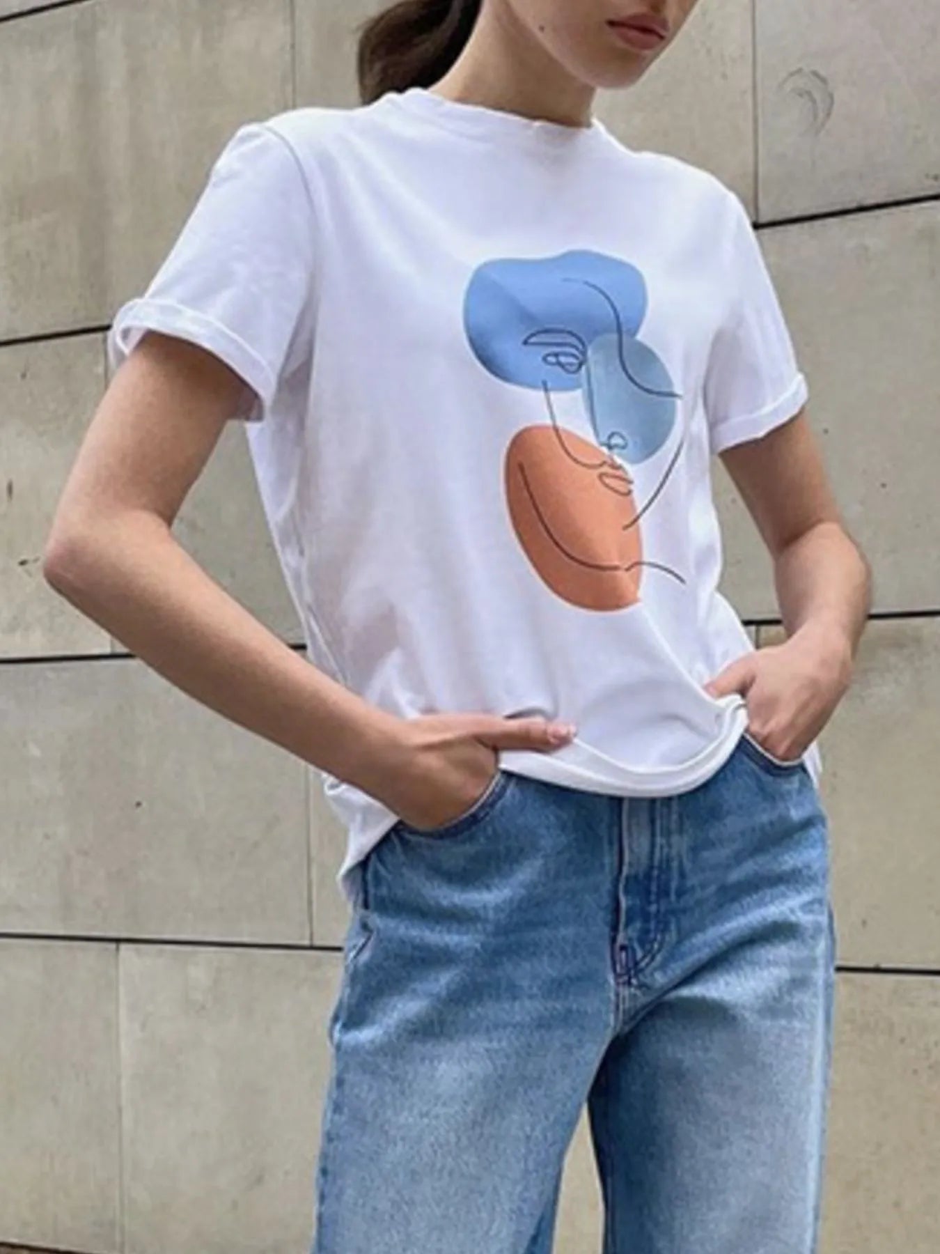 Abstract Face Graphic Casual Round Neck T-Shirt - Lookzlike