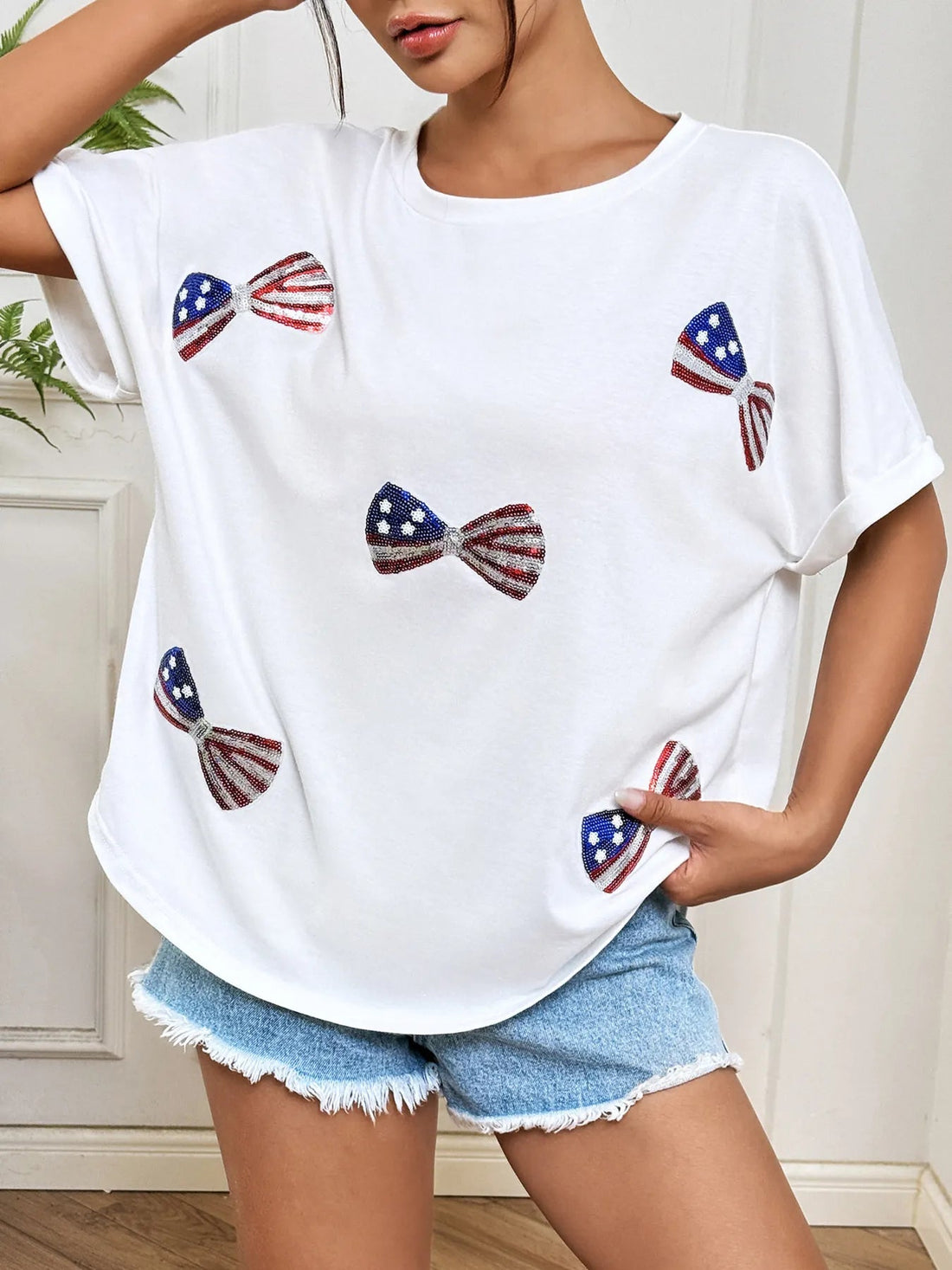 Bow Oversized Round Neck T-Shirt - Lookzlike
