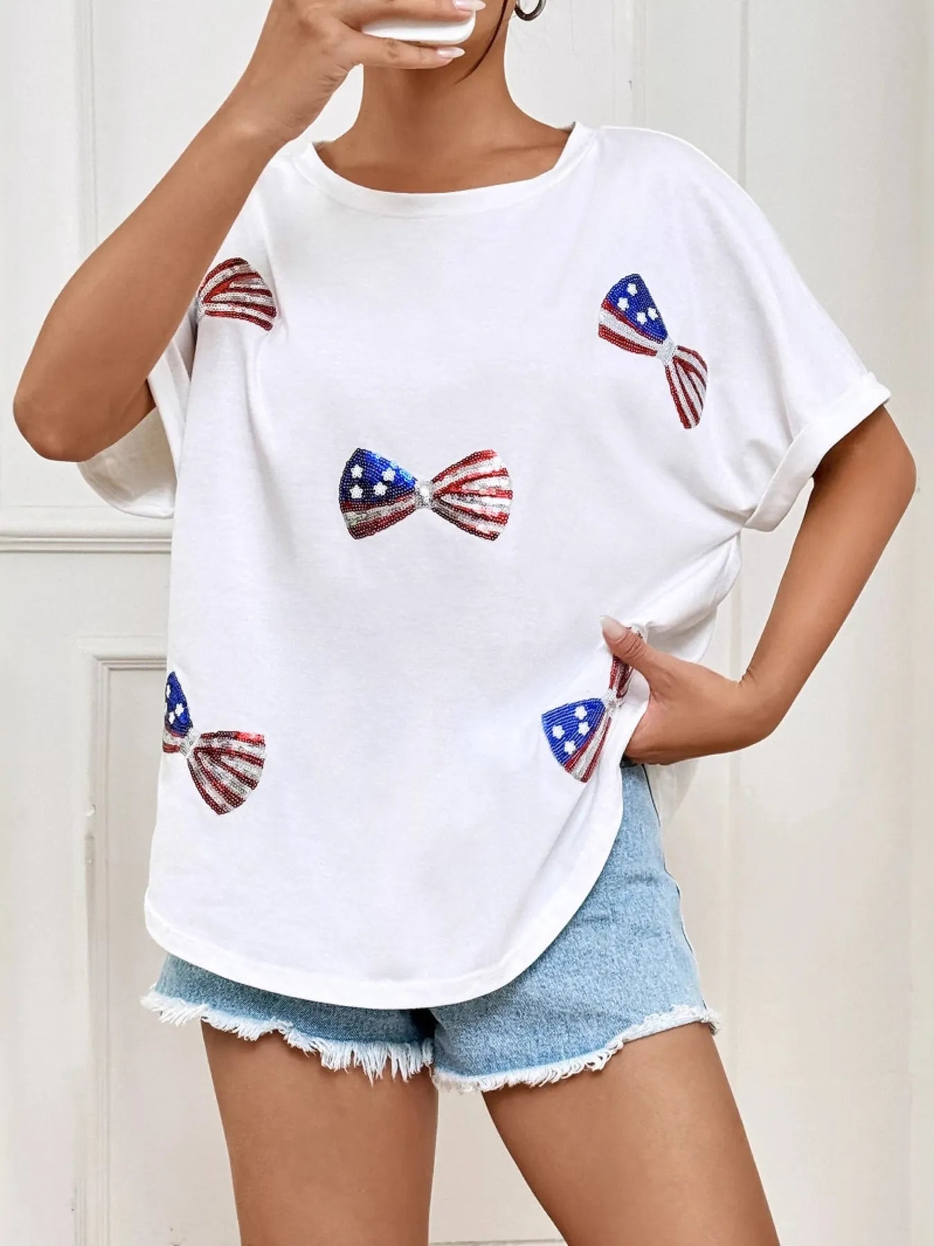 Bow Oversized Round Neck T-Shirt - Lookzlike