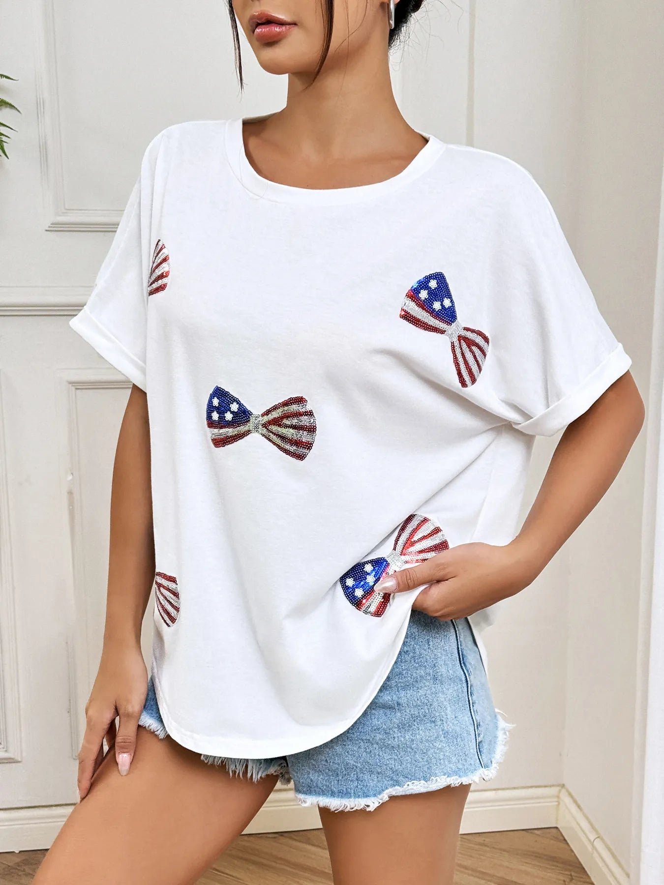 Bow Oversized Round Neck T-Shirt - Lookzlike