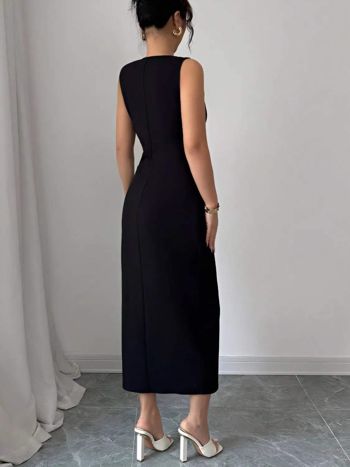 Bow Slit Round Neck Sleeveless Dress - Lookzlike