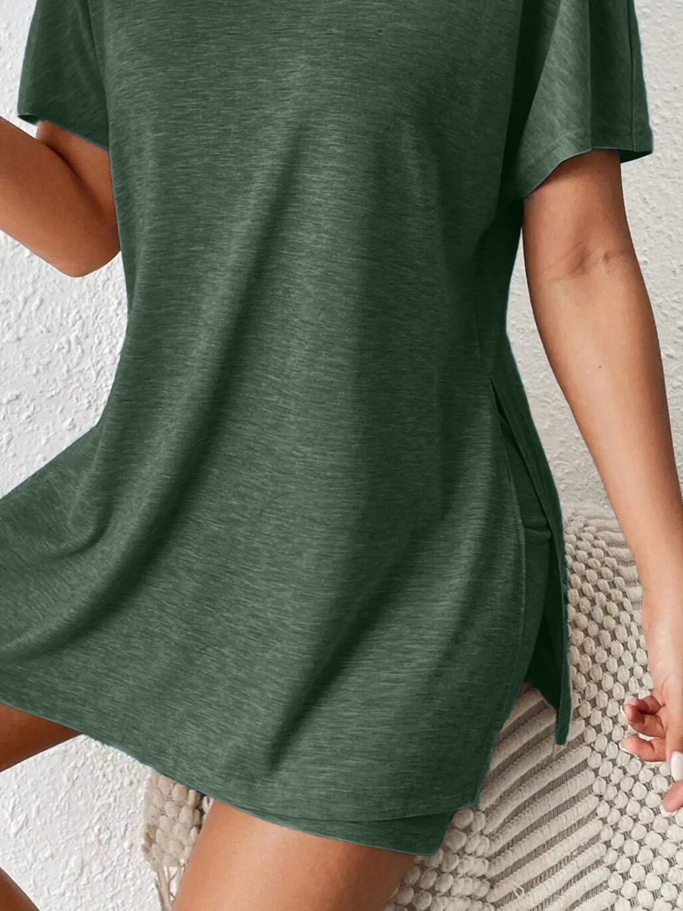 Casual Round Neck T-Shirt and Shorts Set - Lookzlike