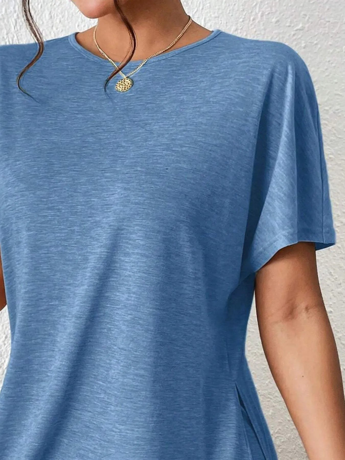 Casual Round Neck T-Shirt and Shorts Set - Lookzlike