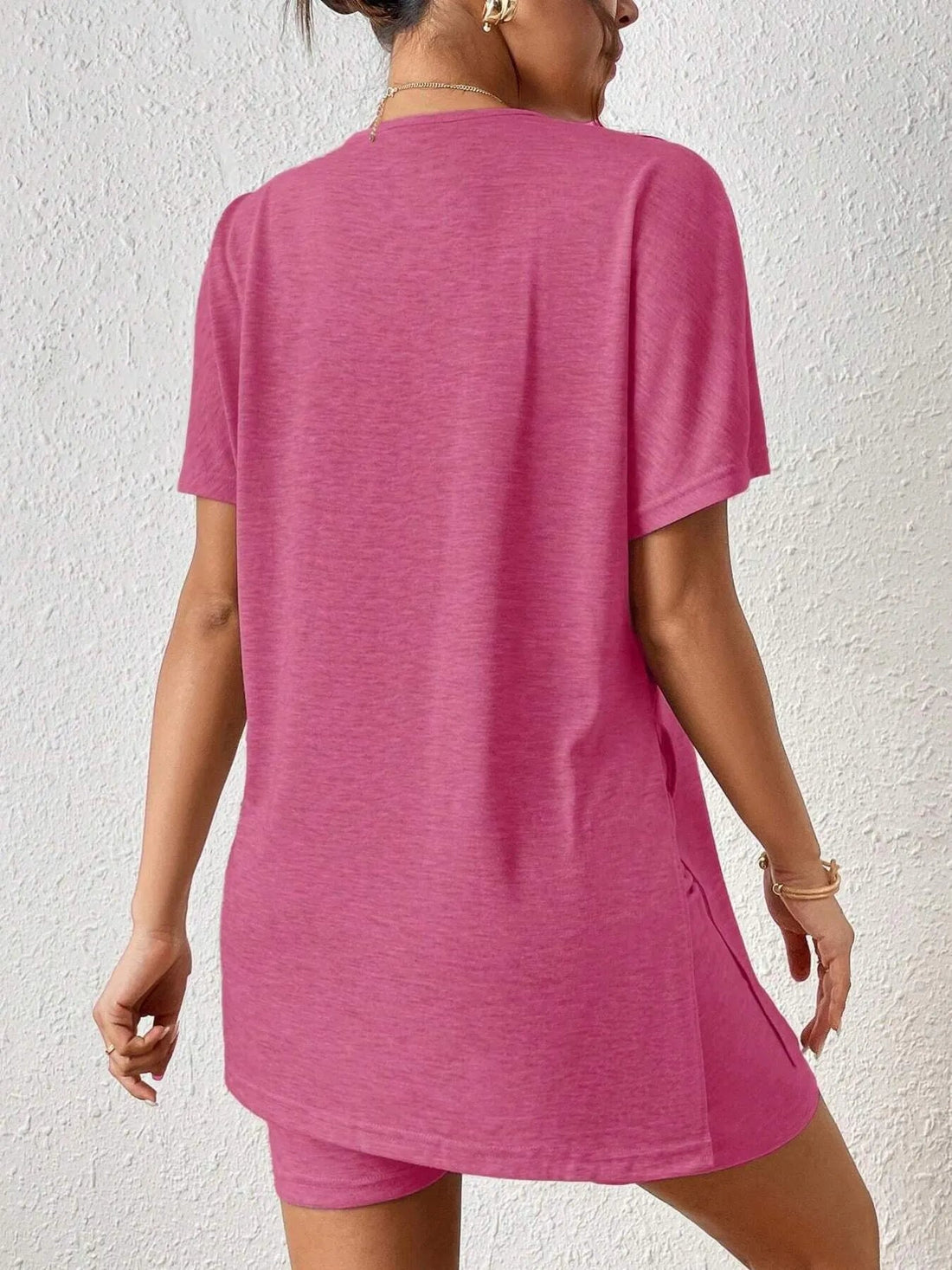 Casual Round Neck T-Shirt and Shorts Set - Lookzlike
