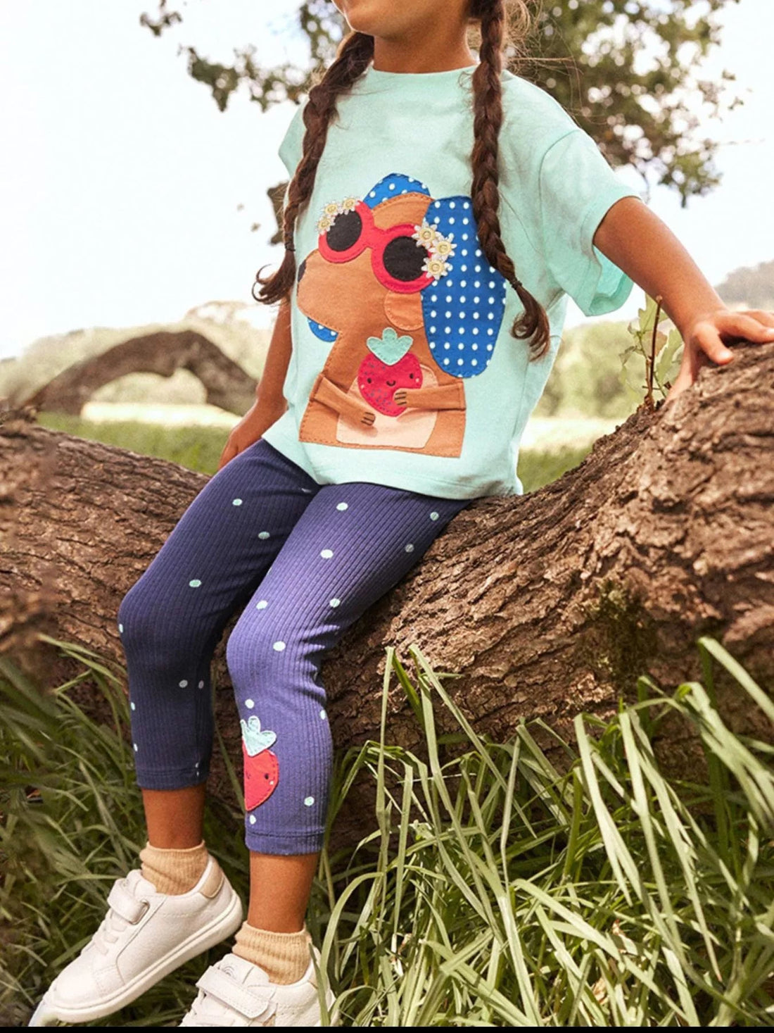 Children's Animal Tee and Polka Dot Leggings Set designed for comfort and style at Lookzlike
