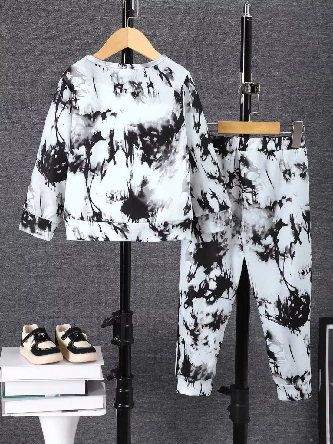 Children's Cheetah Tie-Dye Top and Pants Set designed for comfort and style at Lookzlike