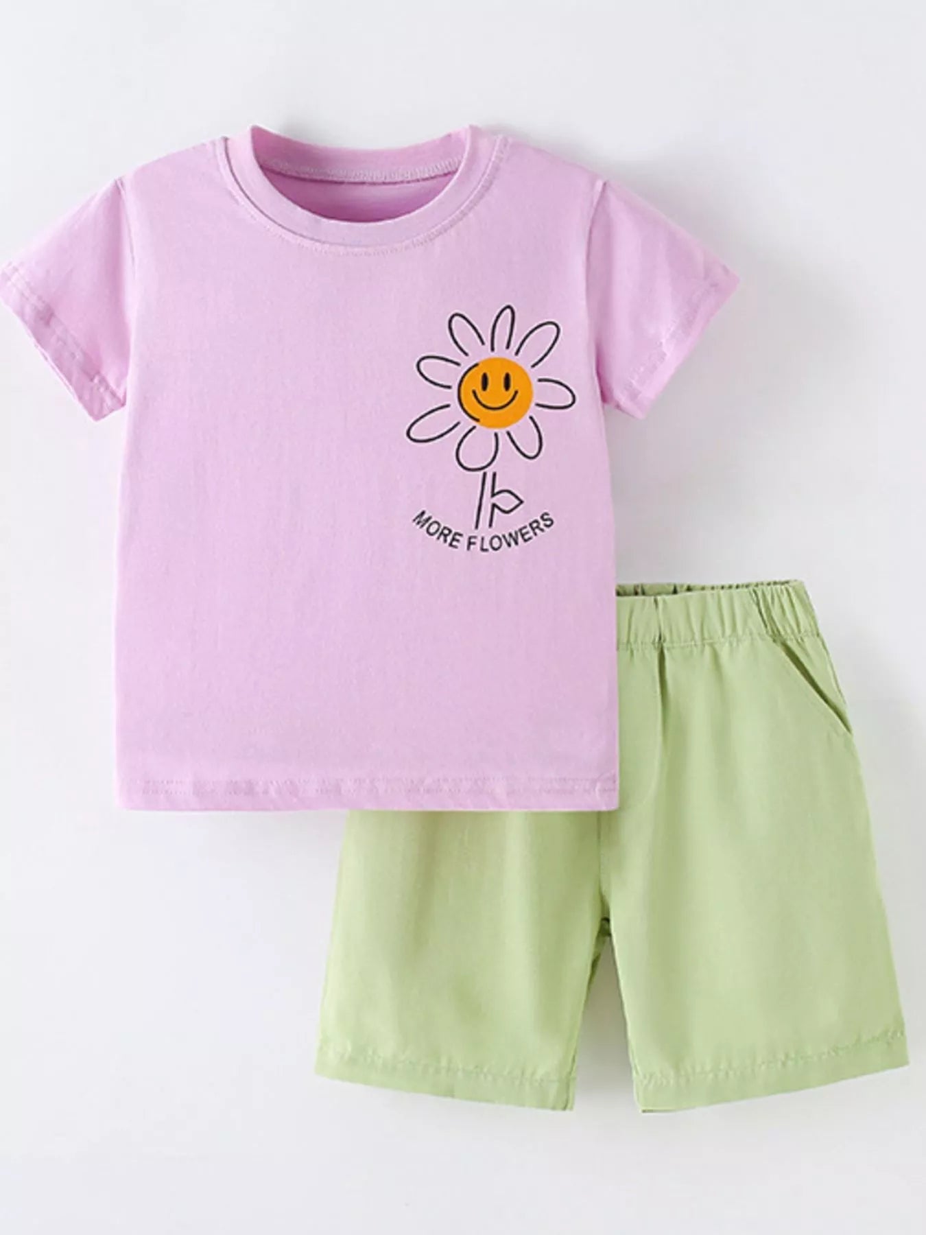 Children's Daisy Print Tee and Shorts Set designed for comfort and style at Lookzlike