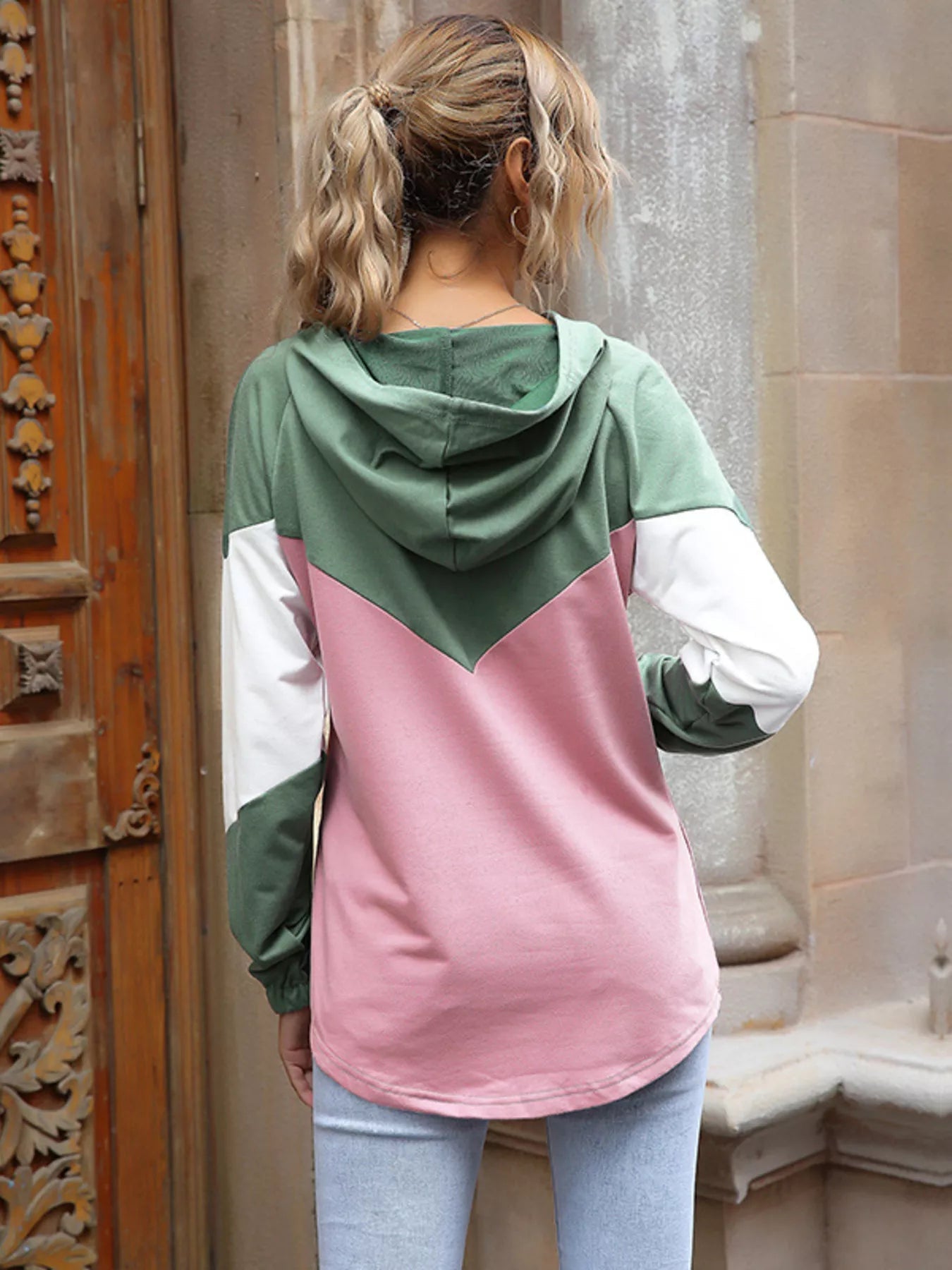 Color Block Casual Long Sleeve Hoodie designed for comfort and style at Lookzlike
