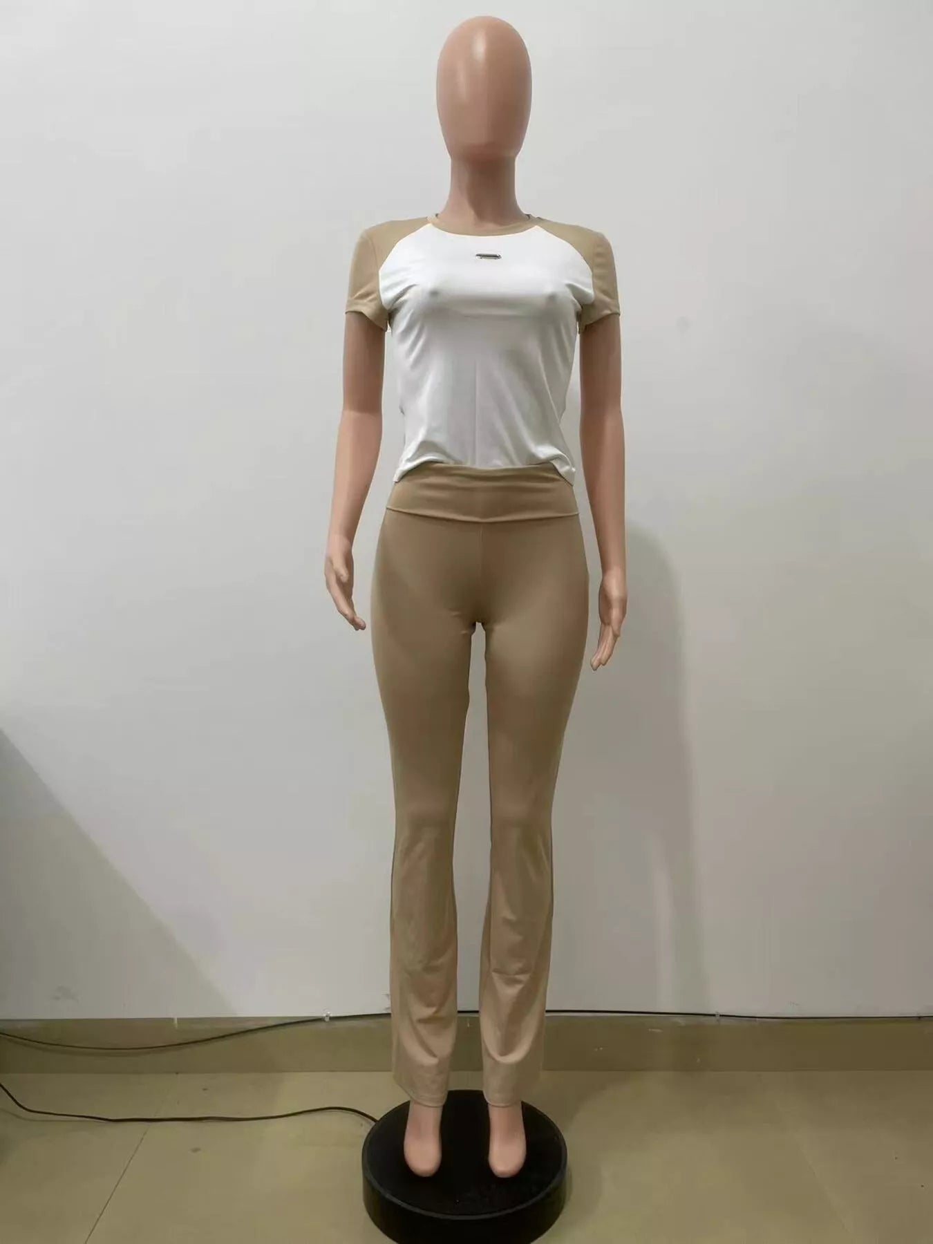 Contrast Short Sleeve Tee and Pants Set designed for comfort and style at Lookzlike