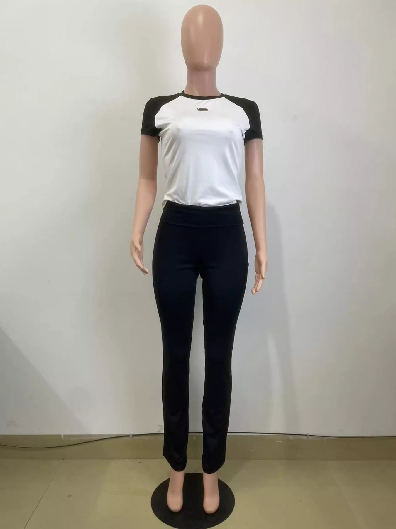 Contrast Short Sleeve Tee and Pants Set designed for comfort and style at Lookzlike