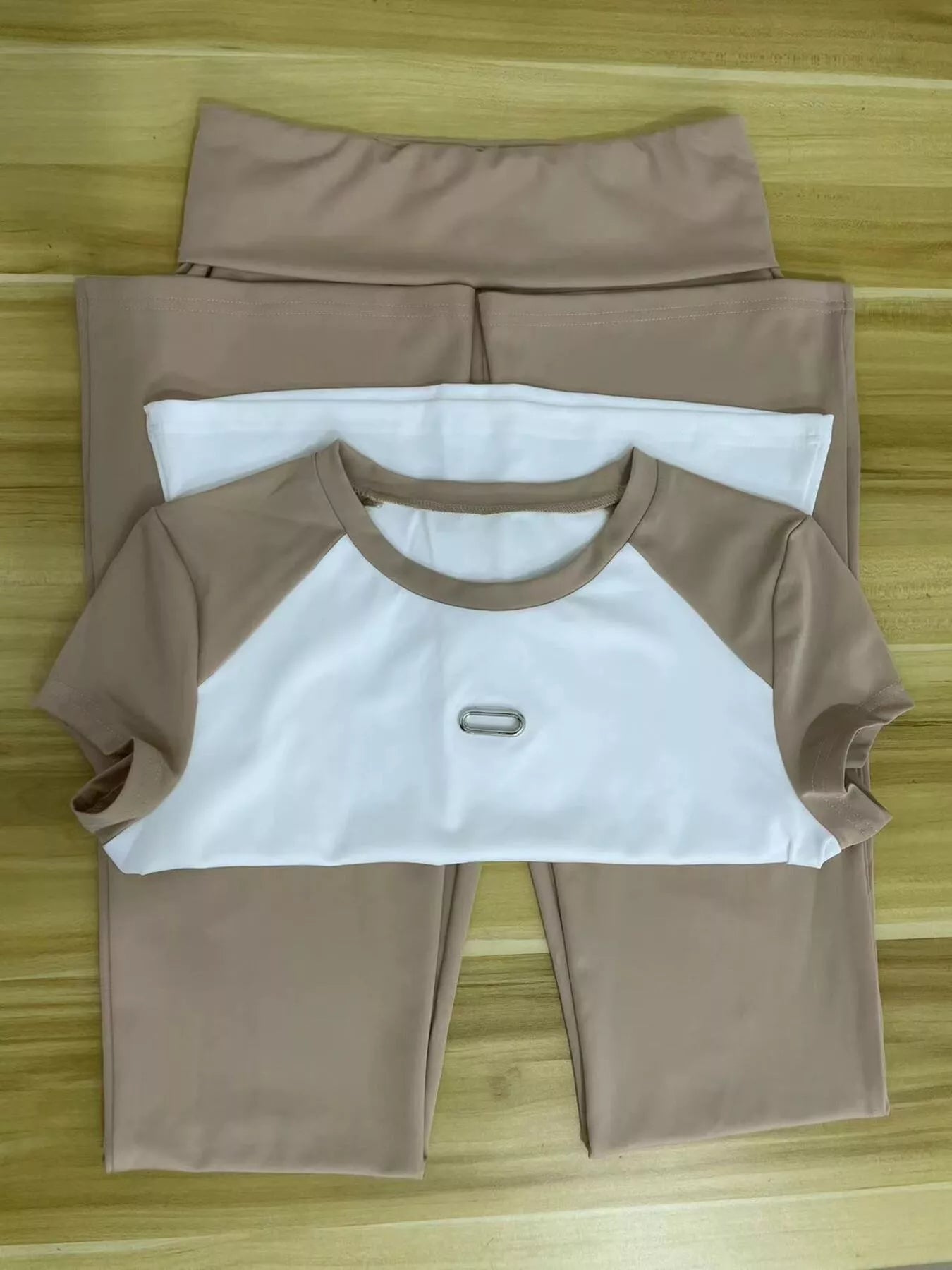 Contrast Short Sleeve Tee and Pants Set designed for comfort and style at Lookzlike