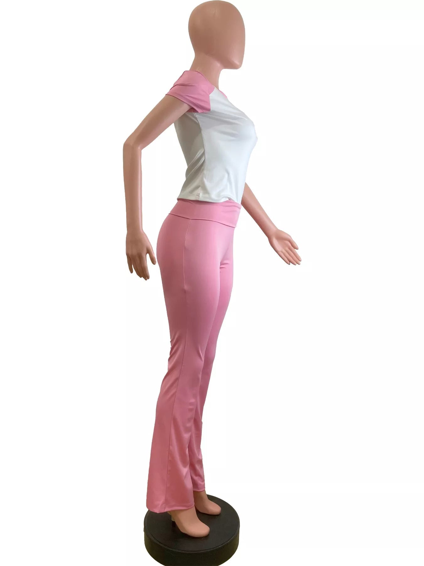 Contrast Short Sleeve Tee and Pants Set designed for comfort and style at Lookzlike