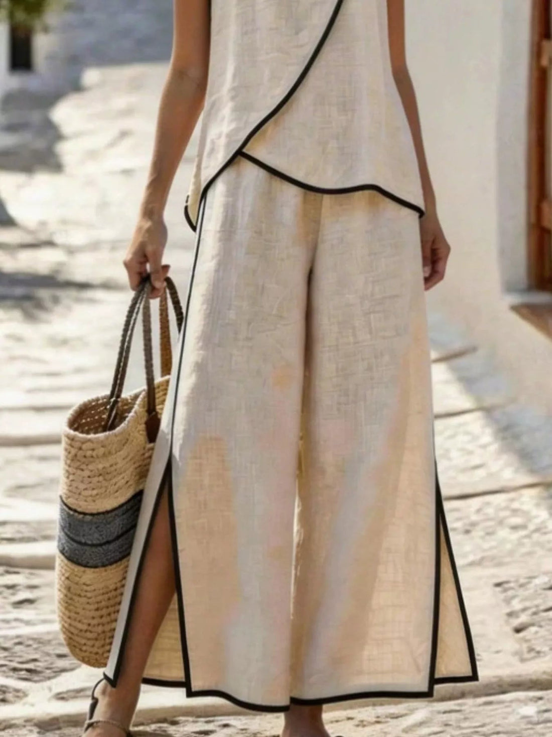 Contrast Trim Top and Slit Pants Set designed for comfort and style at Lookzlike