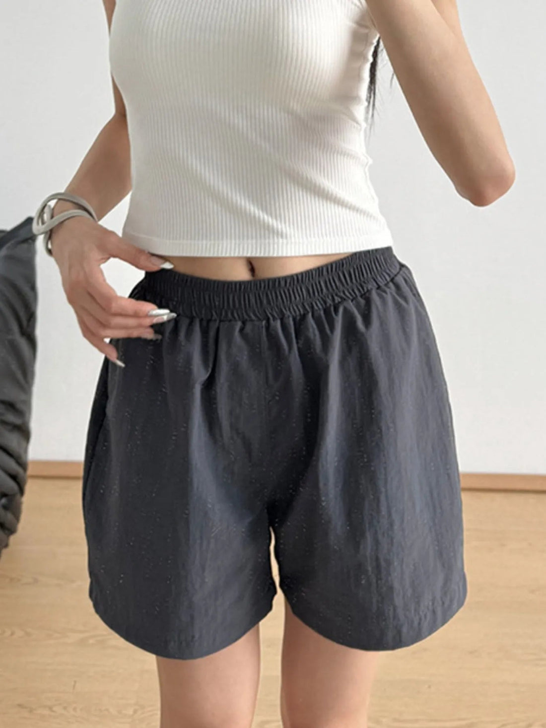 Elastic Waist Casual Shorts - Lookzlike