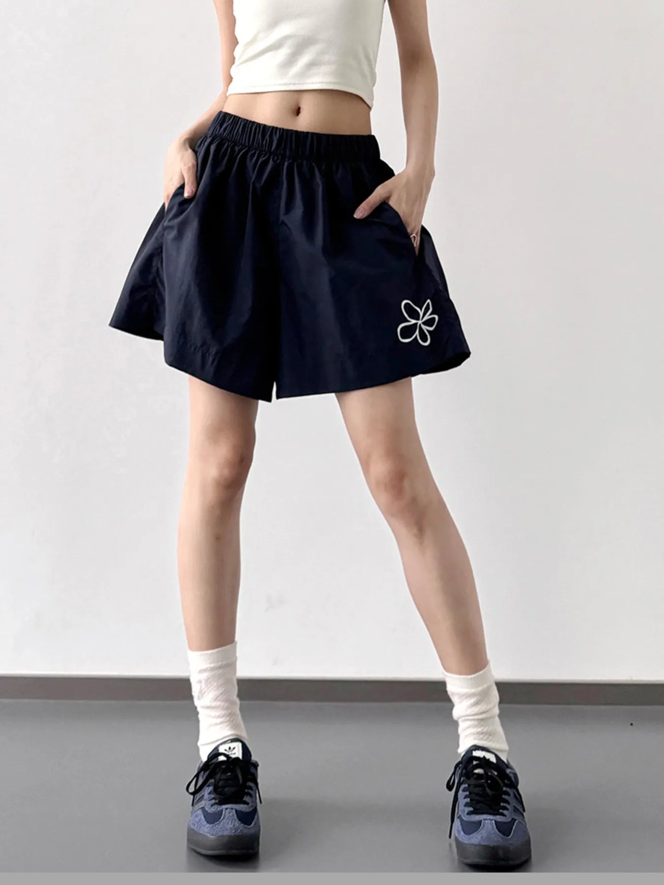 Elastic Waist Shorts - Lookzlike