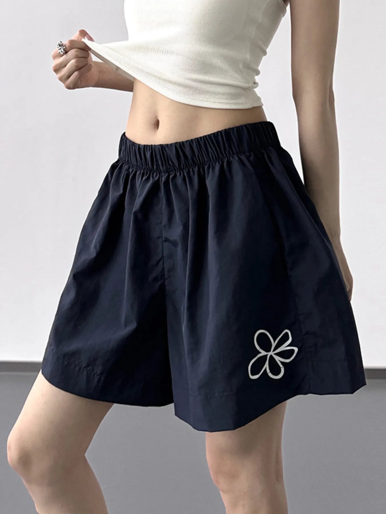 Elastic Waist Shorts - Lookzlike