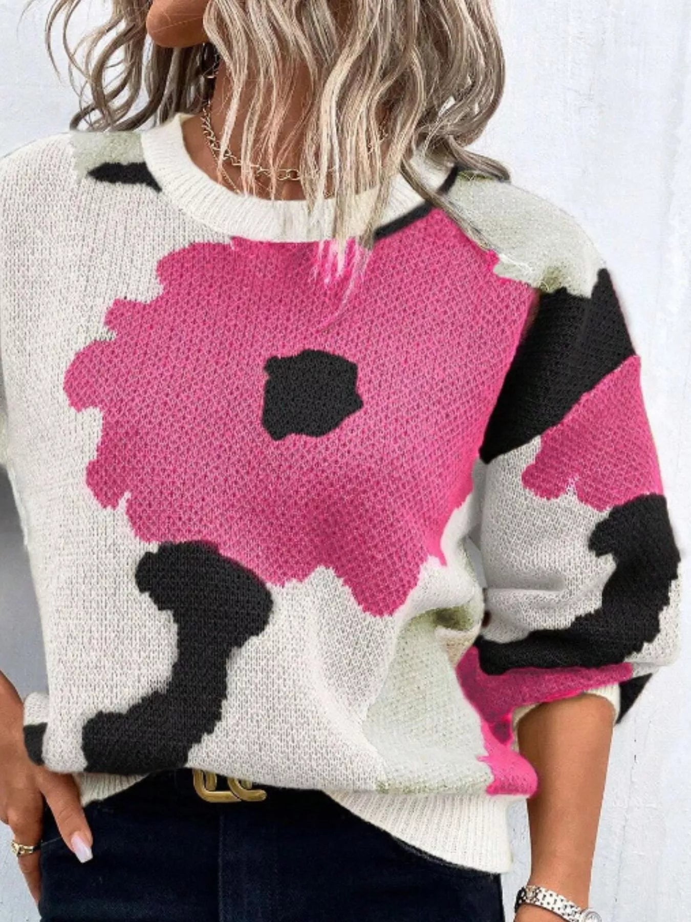 Floral Pattern Round Neck Sweater designed for comfort and style at Lookzlike