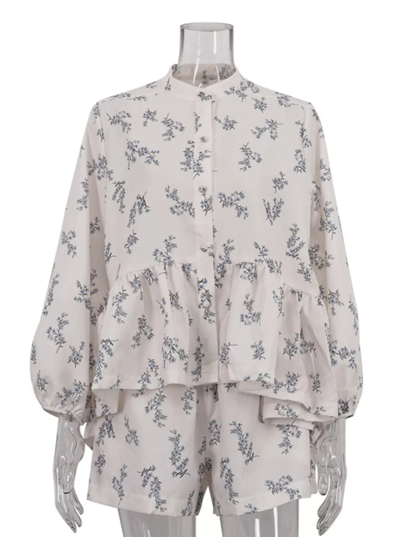 Floral Print Balloon Sleeve Top and Shorts Set designed for comfort and style at Lookzlike