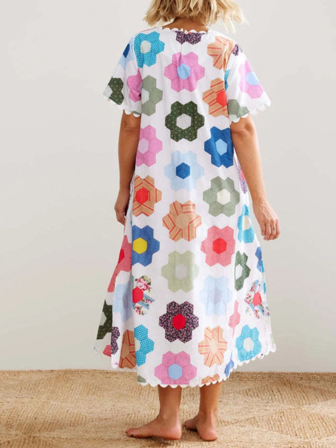 Floral Print Midi Dress with Scalloped Edges - Lookzlike