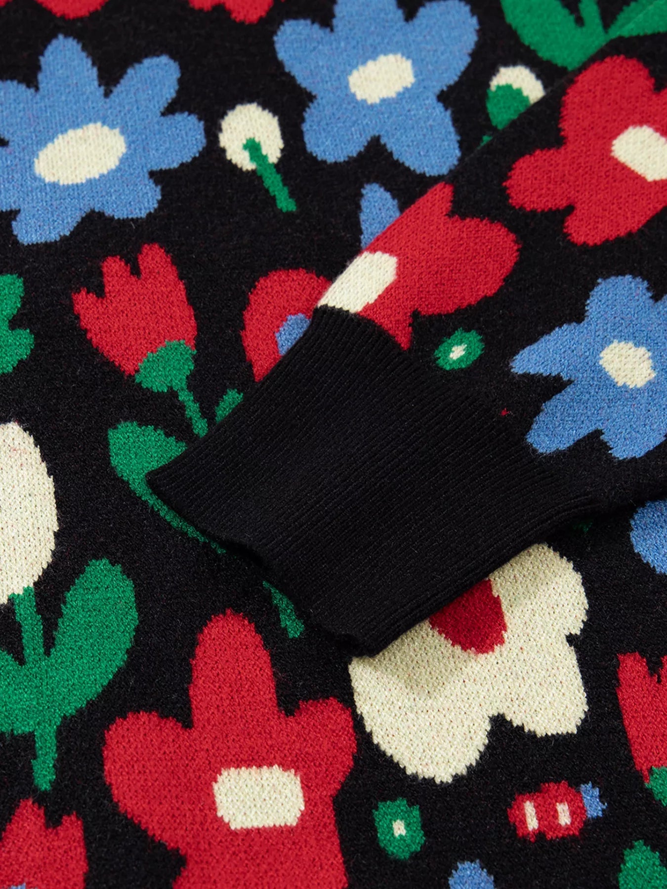 Floral Print V Neck Buttoned Cardigan designed for comfort and style at Lookzlike