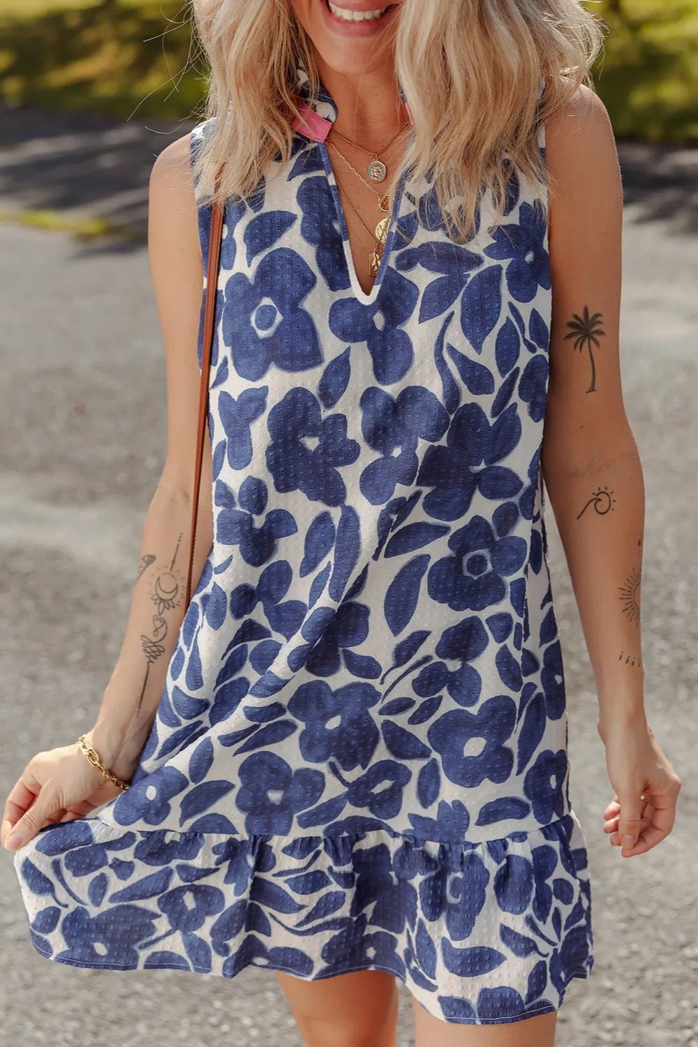 Floral Sleeveless Color Block Notched V Neck Mini Dress - Lookzlike