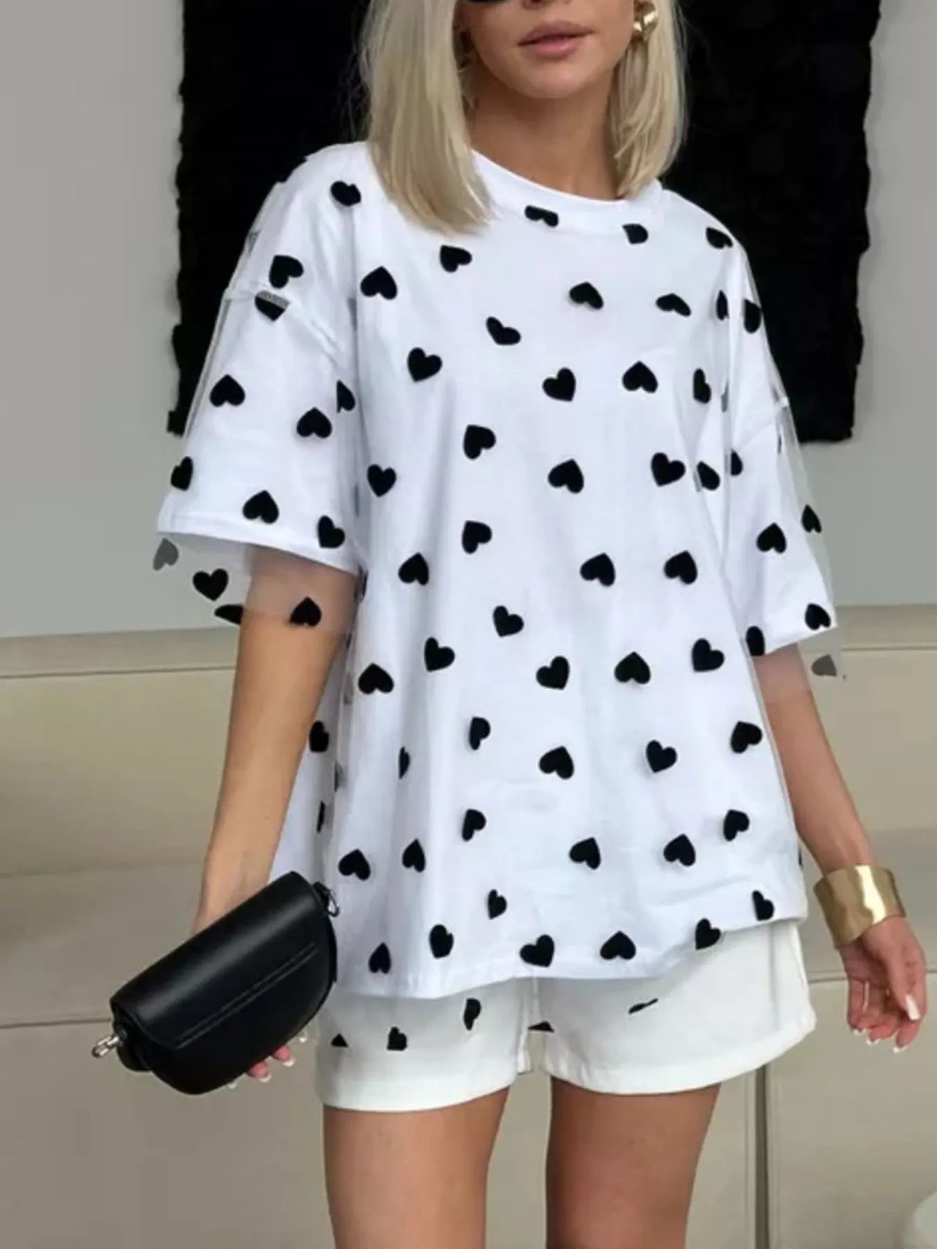 Heart Print Oversized T-Shirt - Lookzlike