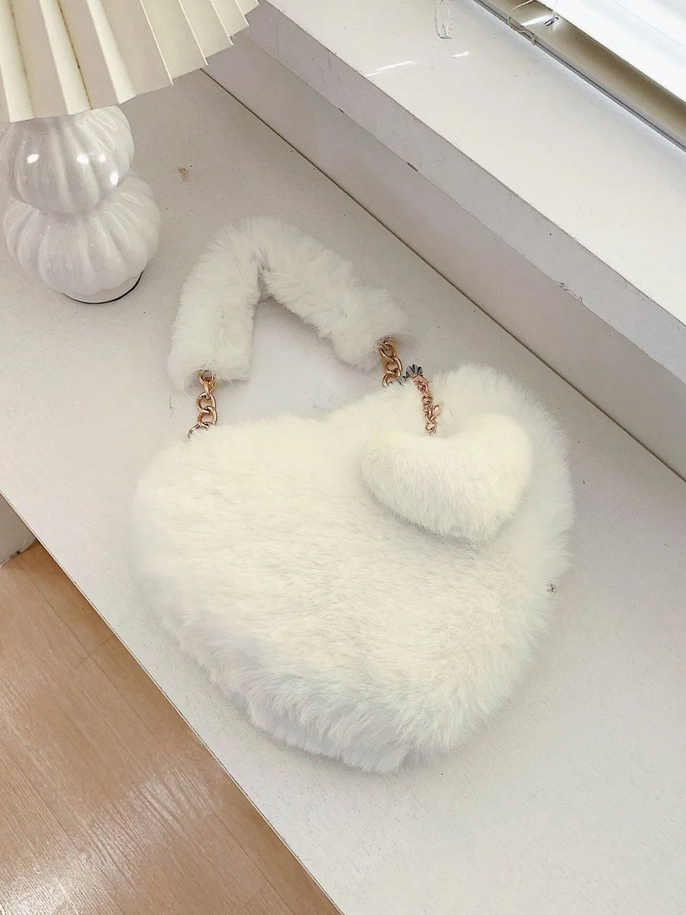 Heart Shape Faux Fur Handbag - Lookzlike