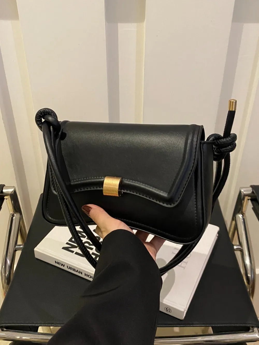 Knotted Strap PU Leather Handbag - Lookzlike