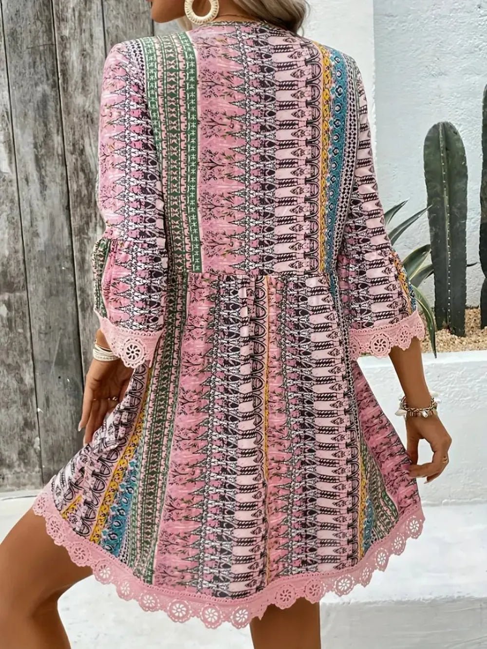 Lace Trim Printed V-Neck 3/4 Sleeve Dress - Lookzlike