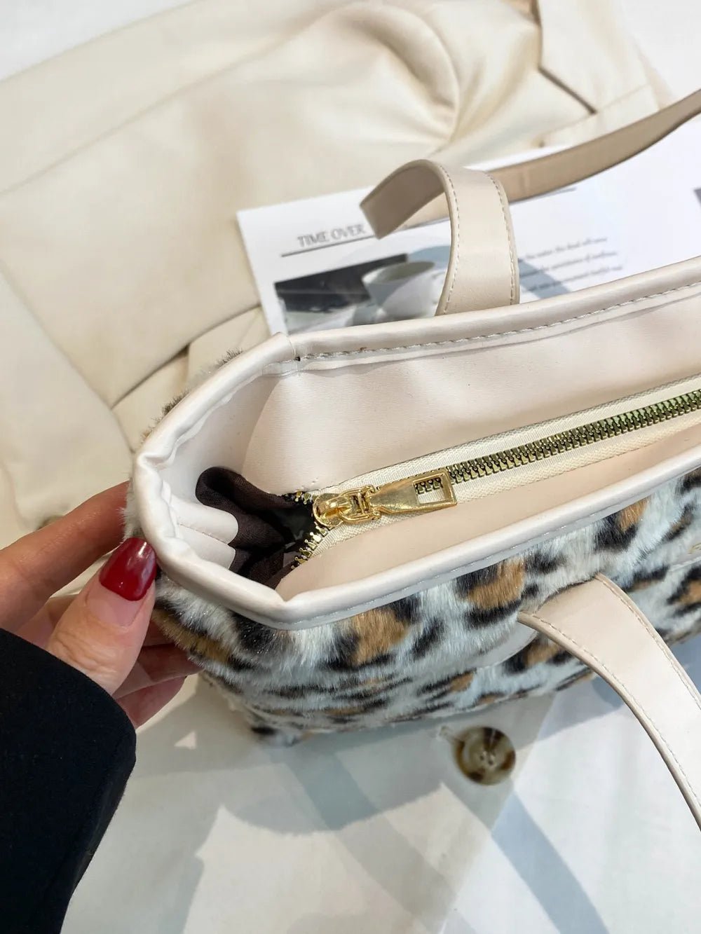 Leopard Faux Fur Tote Bag with Coin Purse - Lookzlike