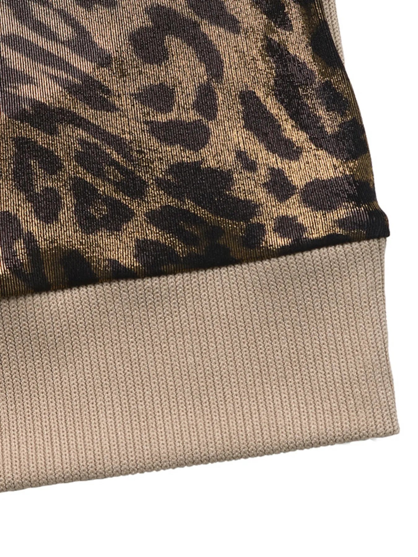 Leopard Round Neck Long Sleeve Sweatshirt - Lookzlike