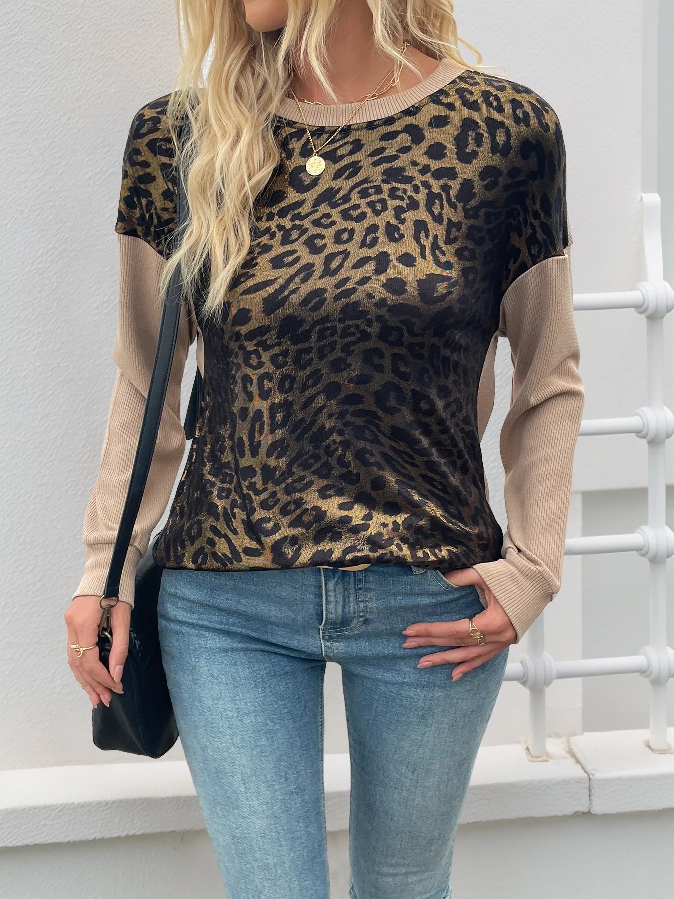 Leopard Round Neck Long Sleeve Sweatshirt - Lookzlike