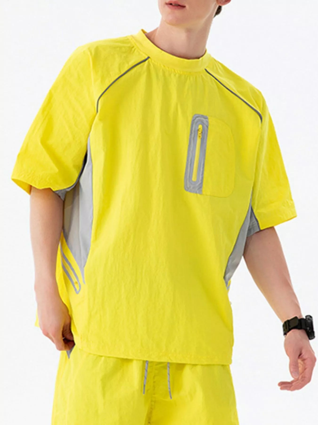 Men's Contrast Round Neck Half Sleeve Active T-Shirt designed for comfort and style at Lookzlike