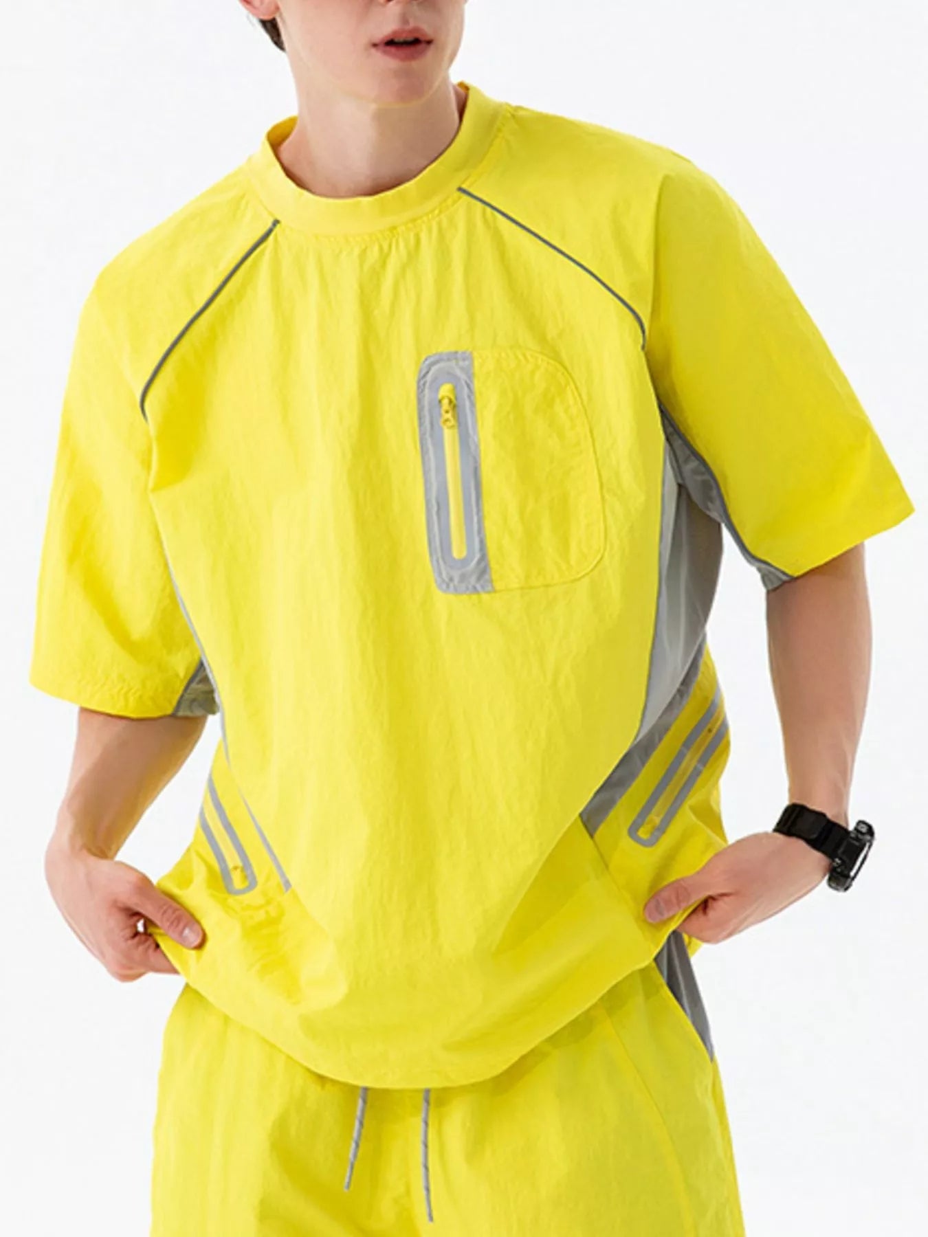 Men's Contrast Round Neck Half Sleeve Active T-Shirt designed for comfort and style at Lookzlike