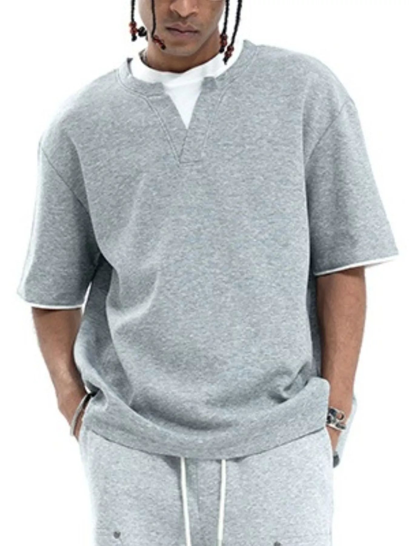 Men's Contrast Trim Short Sleeve T-Shirt designed for comfort and style at Lookzlike
