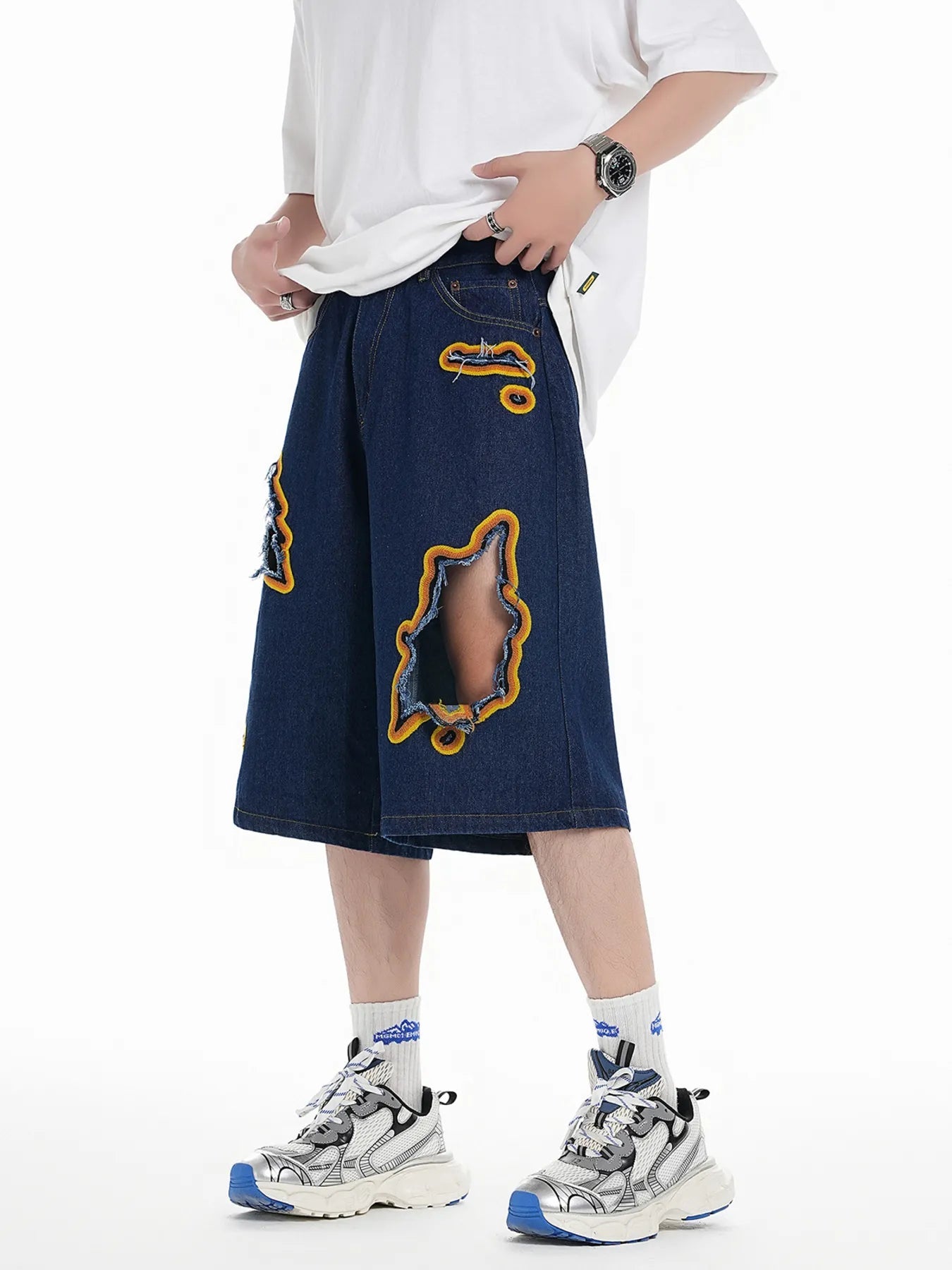 Men's Distressed Loose Fit Denim Shorts - Lookzlike