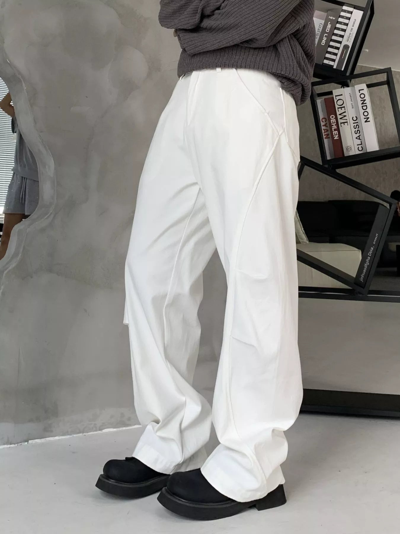 Men's Loose Fit Cargo Pants designed for comfort and style at Lookzlike