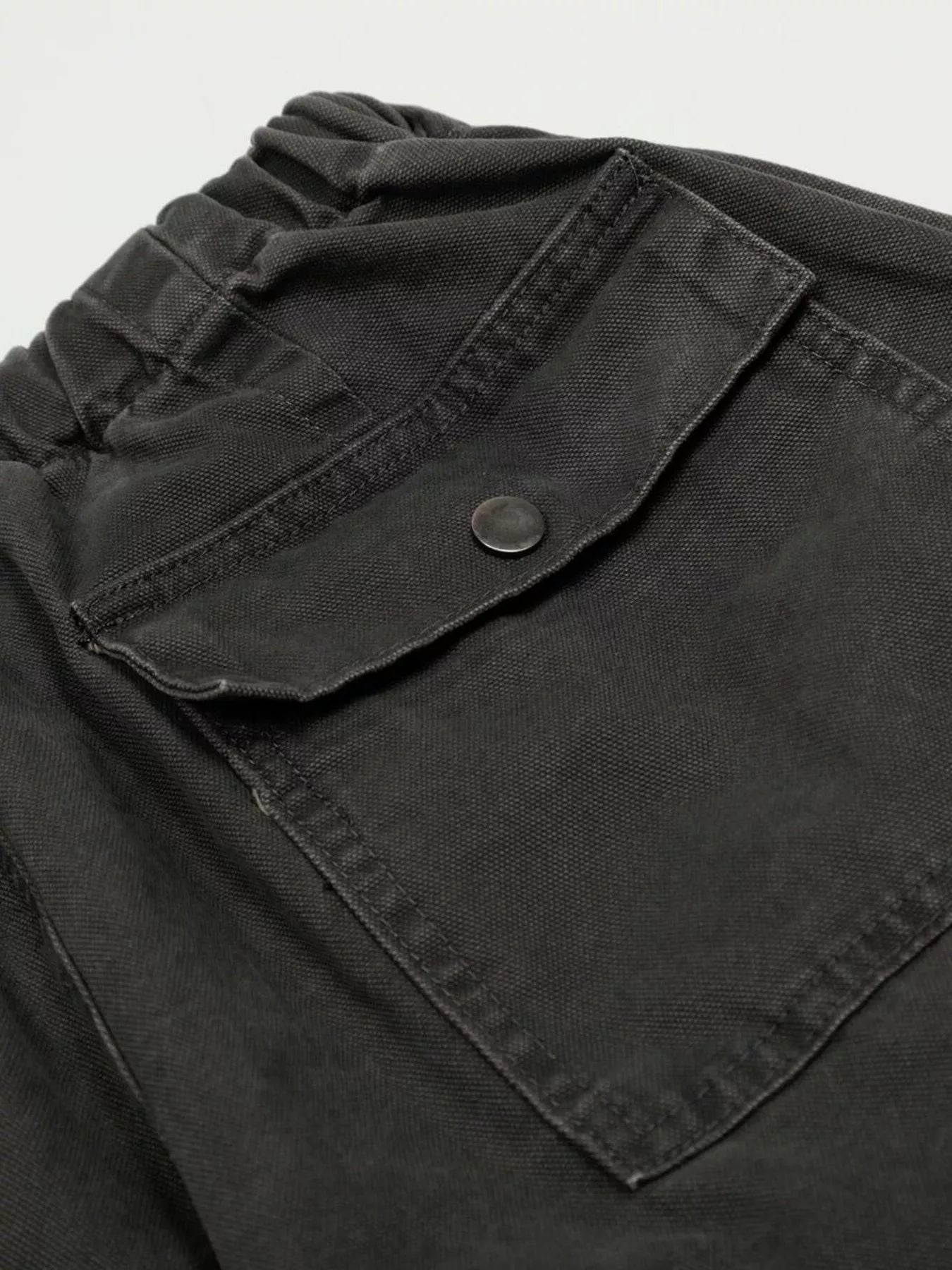 Men's Loose Fit Cargo Pants designed for comfort and style at Lookzlike