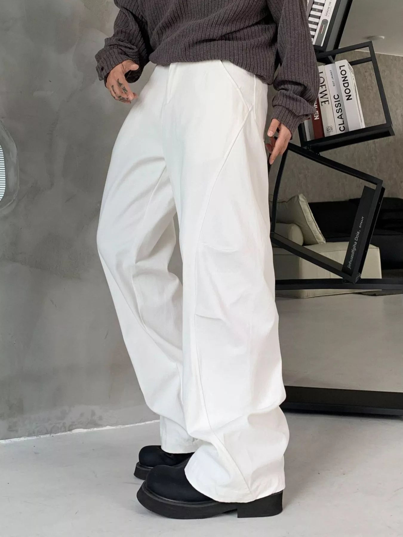 Men's Loose Fit Cargo Pants designed for comfort and style at Lookzlike