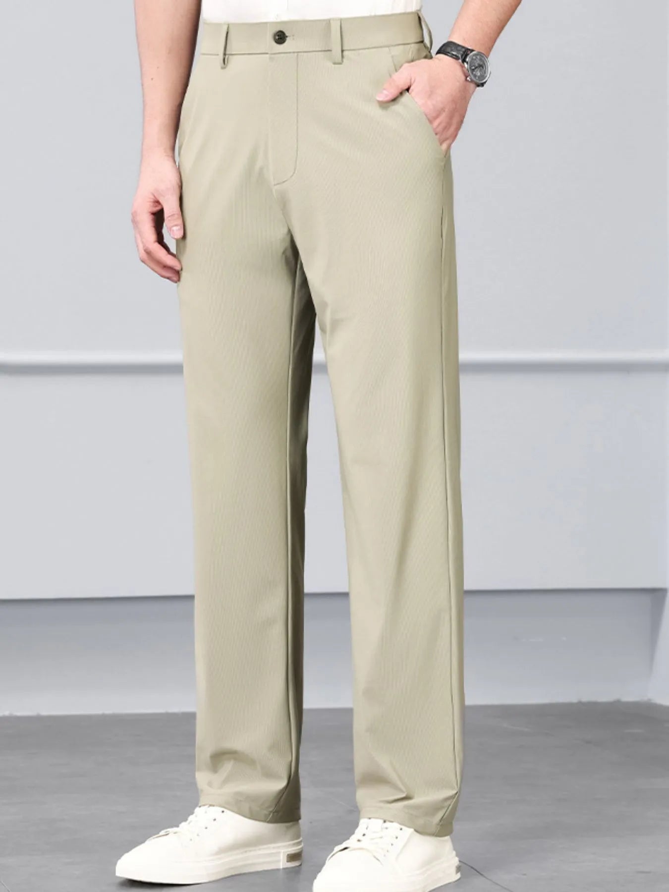 Men's Loose Fit Jeans with Pockets designed for comfort and style at Lookzlike