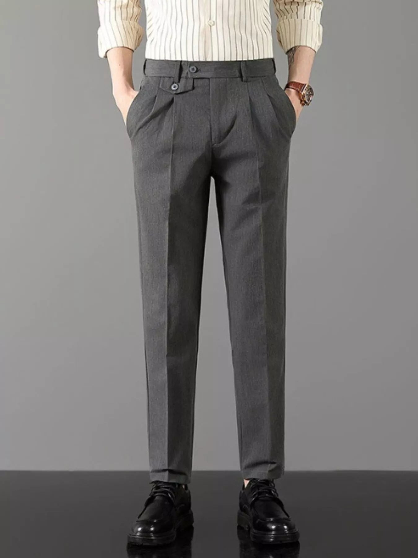 Men's Pleated Detail Pants designed for comfort and style at Lookzlike