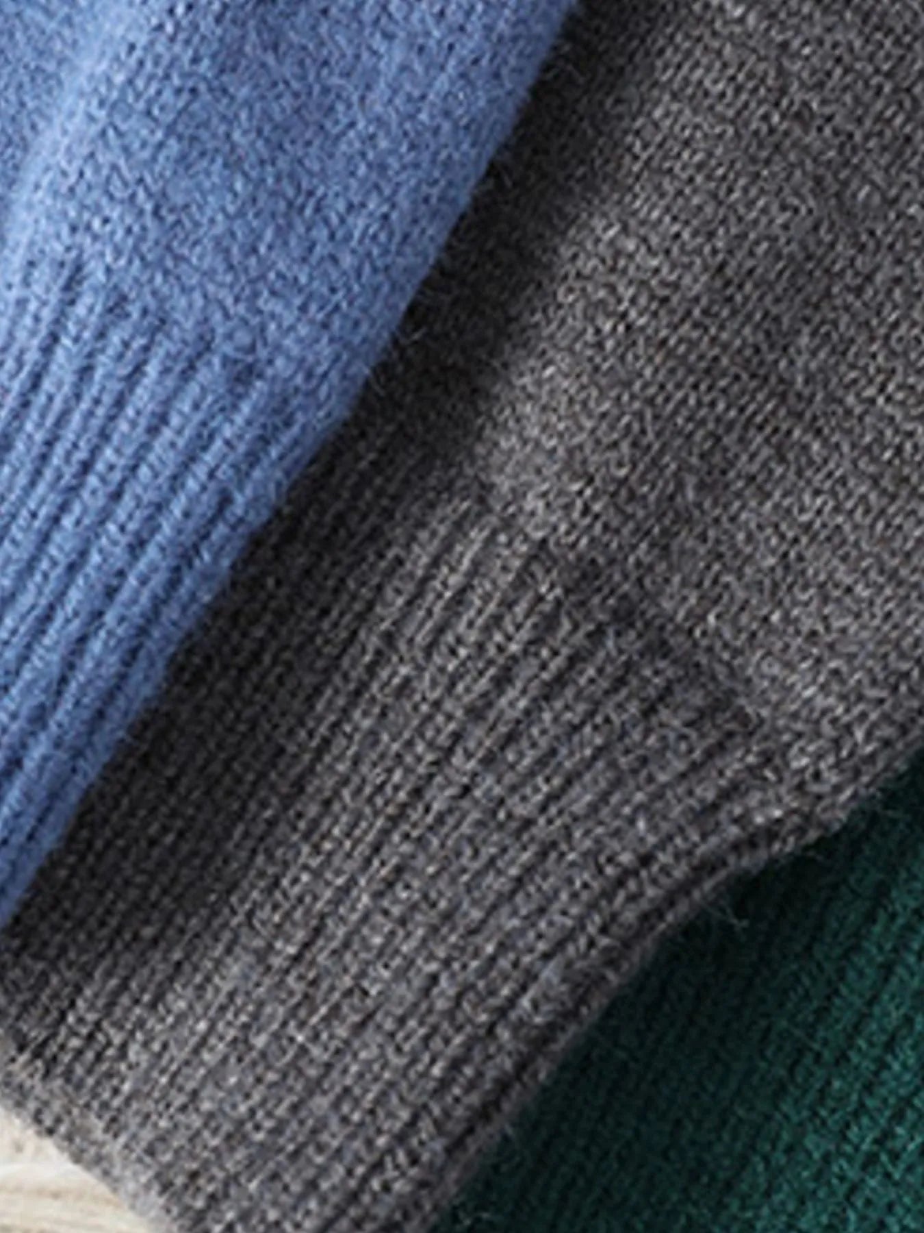 Men's Plus Size Color Block Cable Knit Sweater - Lookzlike