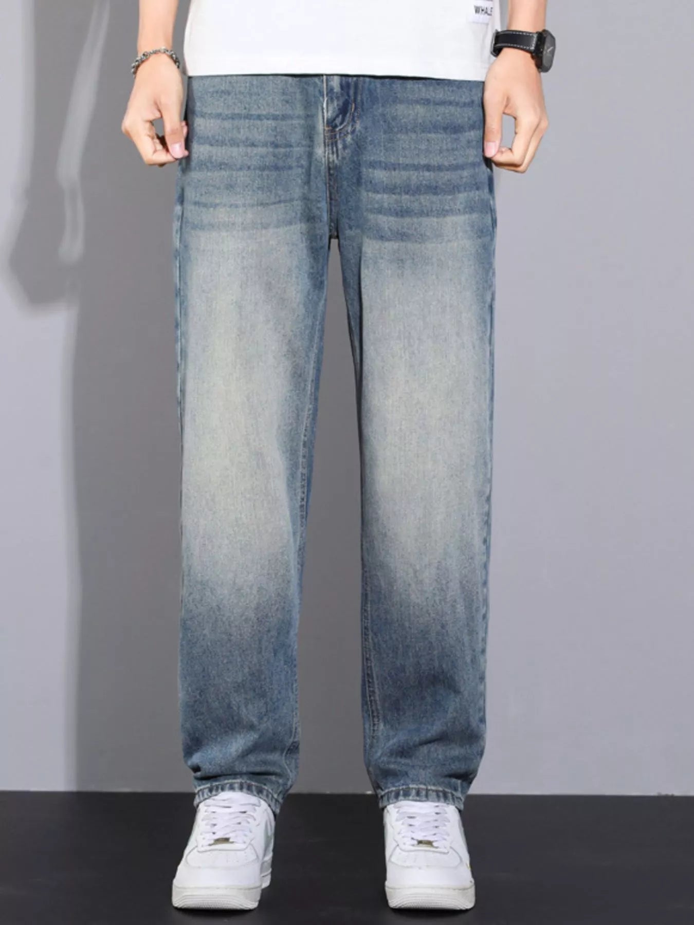 Men's Relaxed Fit Jeans designed for comfort and style at Lookzlike