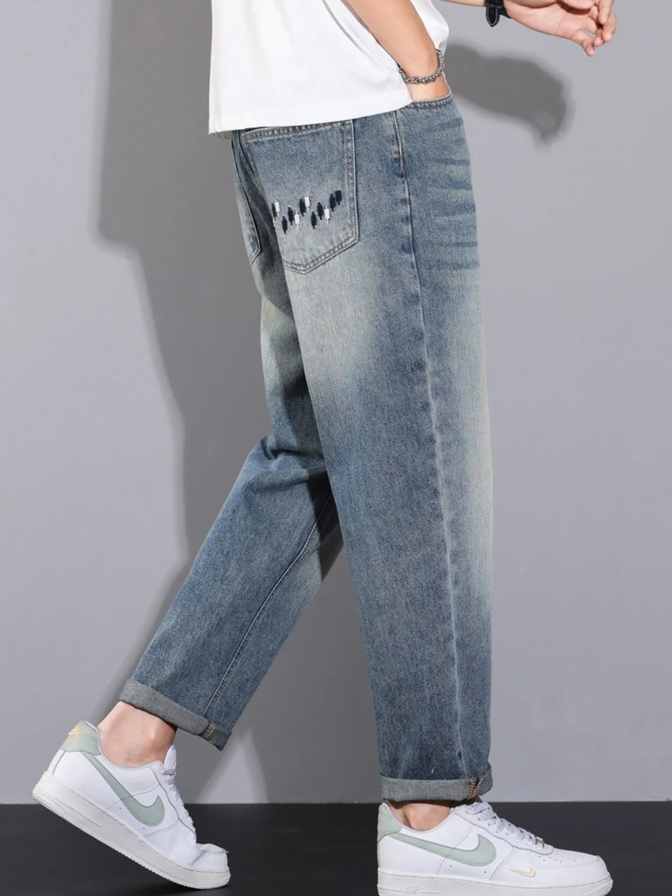 Men's Relaxed Fit Jeans designed for comfort and style at Lookzlike