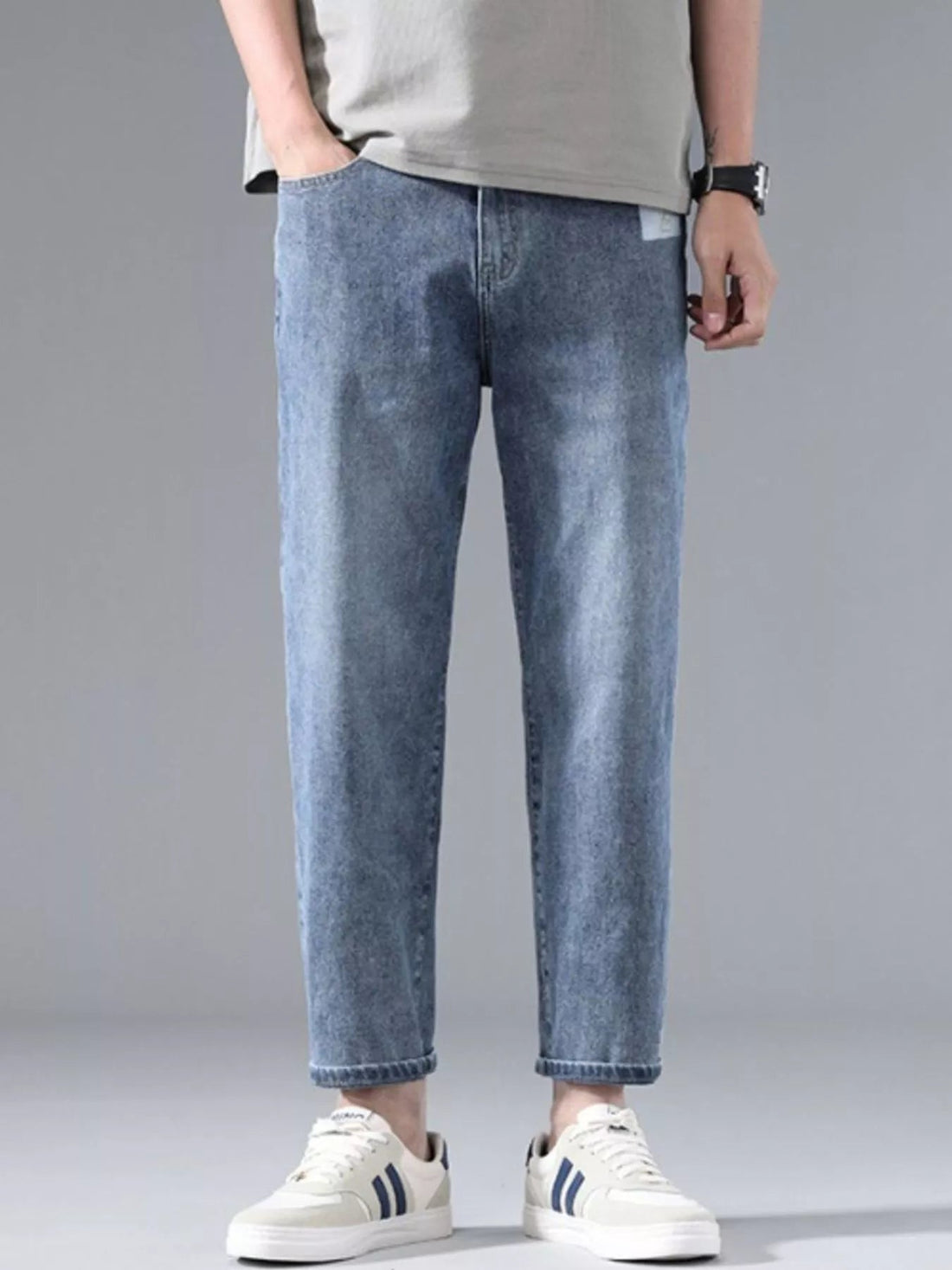 Men's Straight Leg Jeans designed for comfort and style at Lookzlike