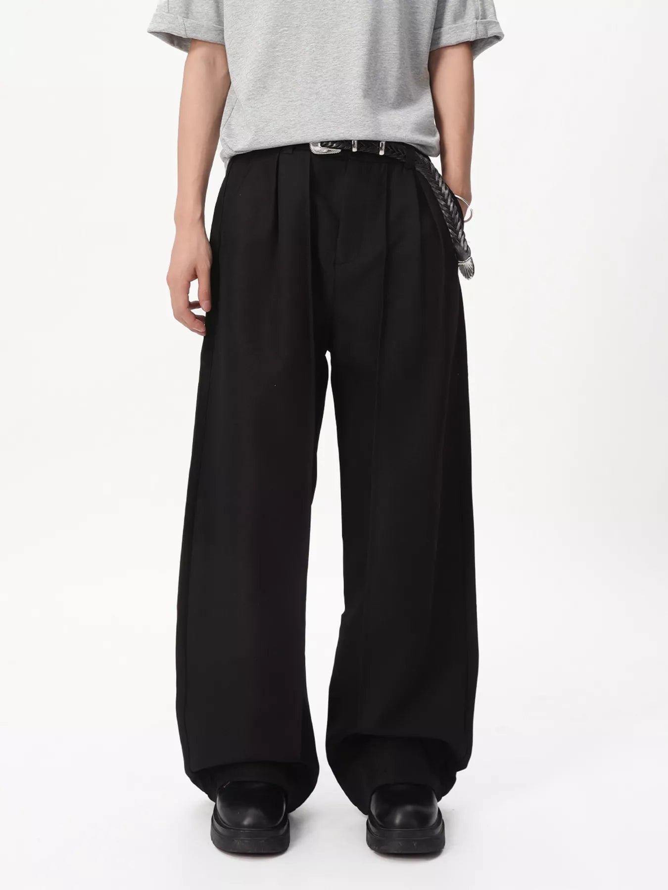 Men's Wide-Leg Pleated Pants designed for comfort and style at Lookzlike