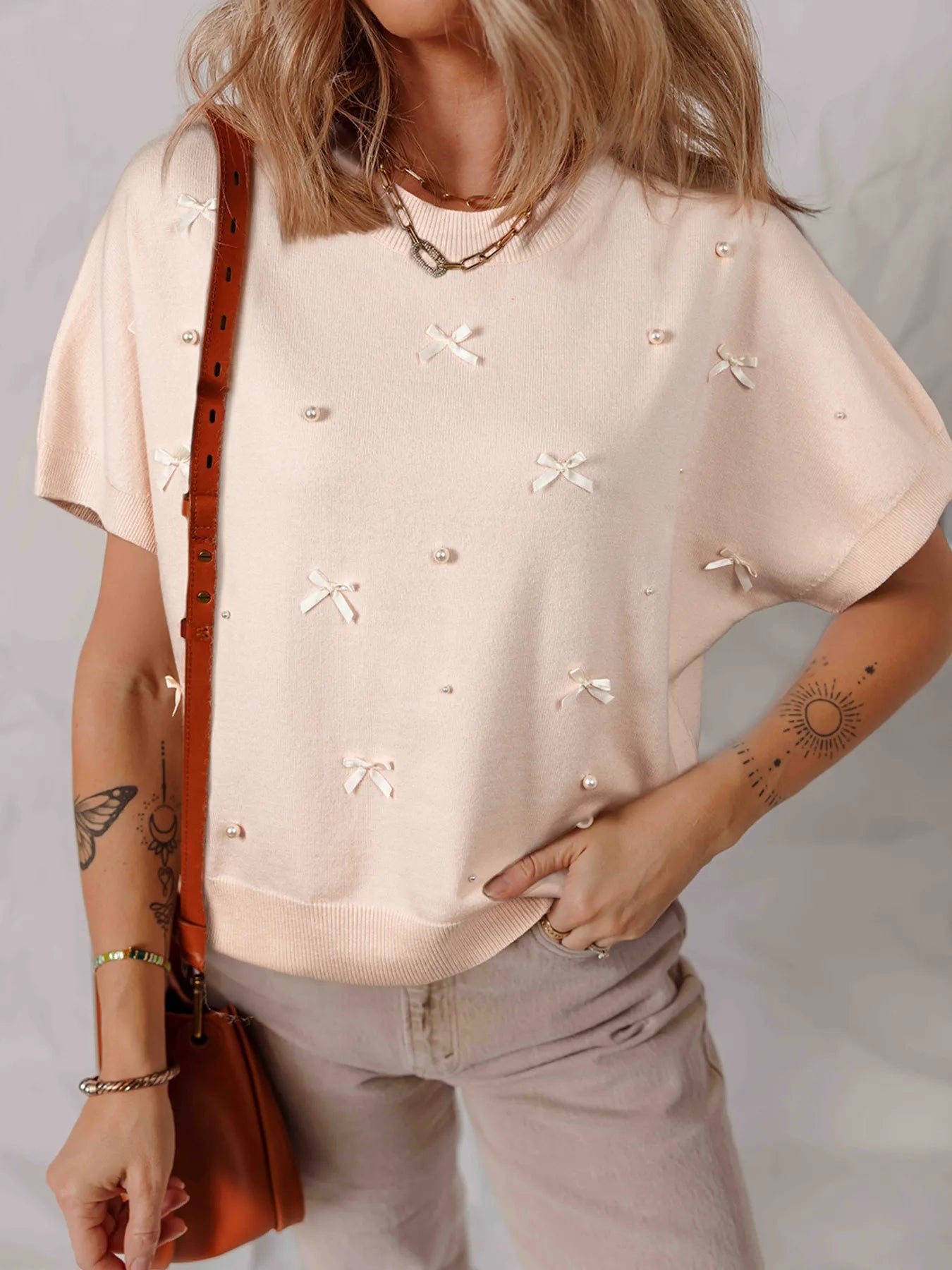 Pearl Embellished Bow Detail Short Sleeve Sweater - Lookzlike