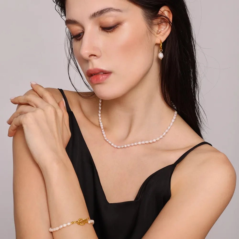 Pearl Necklace, Bracelet and Earrings 4-Piece Jewelry Set - Lookzlike